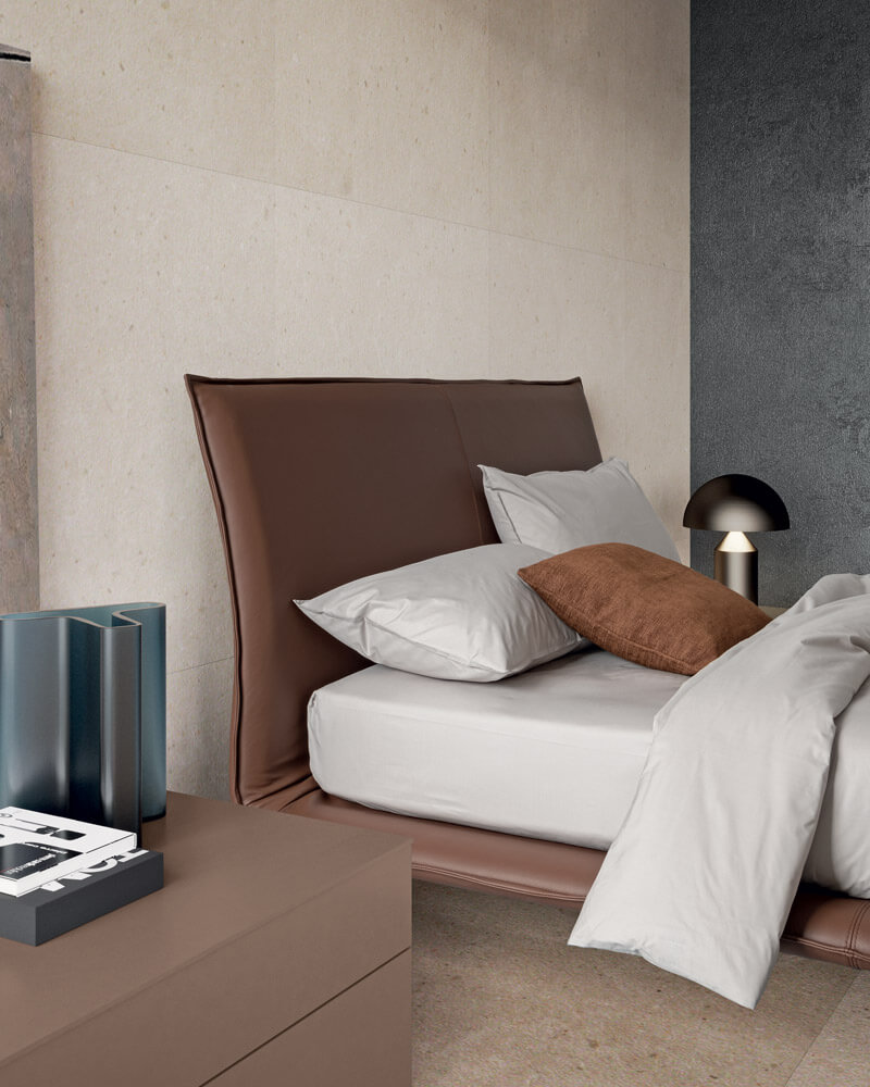 space-letto-minimalista-in-pelle